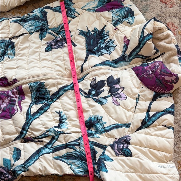 Columbia Omni-Heat Floral Puffer Jacket - Cream, Purple, Teal - Picture 6 of 9